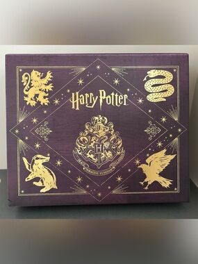 Harry Potter Hogwarts Stationary Set, Includes Journal, Wax Seal Supplies